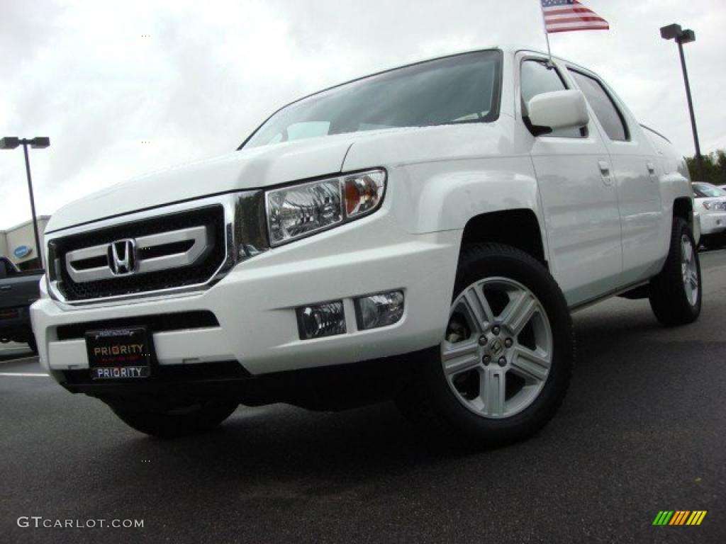 2009 Ridgeline RTL - White / Beige photo #1