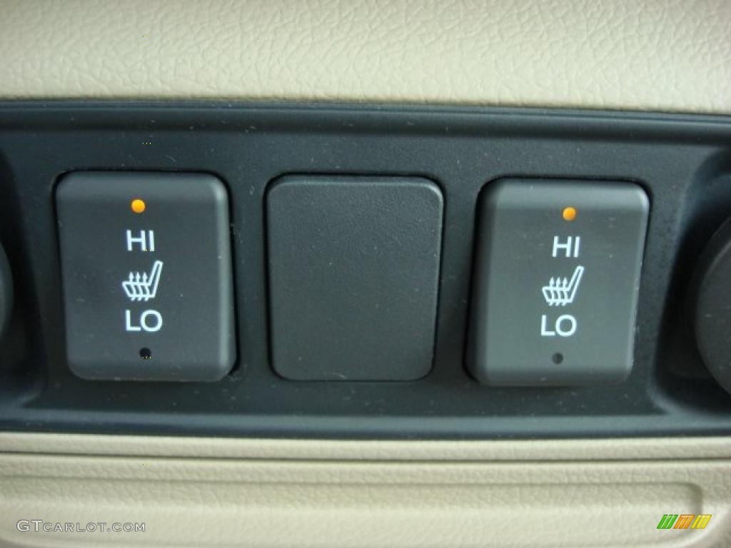 2009 Honda Ridgeline RTL Controls Photo #47675899