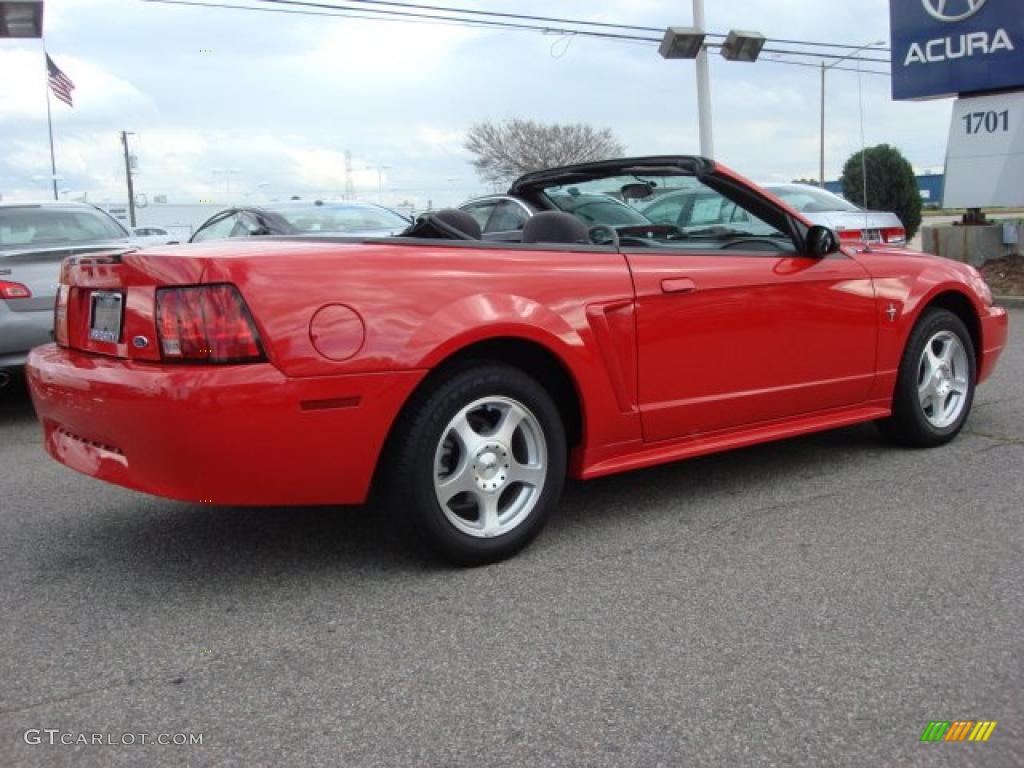 2003 Mustang V6 Convertible - Torch Red / Dark Charcoal/Medium Graphite photo #4