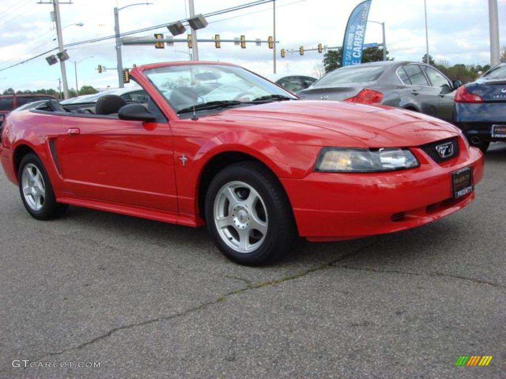 2003 Mustang V6 Convertible - Torch Red / Dark Charcoal/Medium Graphite photo #6