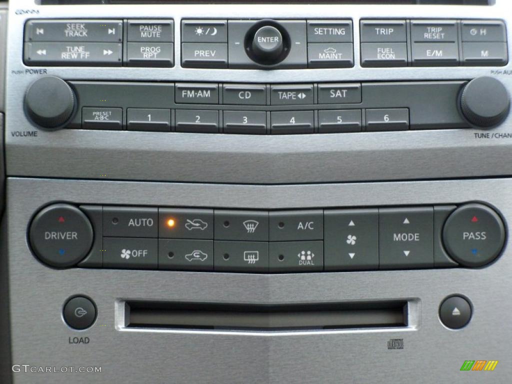 2005 Nissan Maxima 3.5 SE Controls Photo #47678824