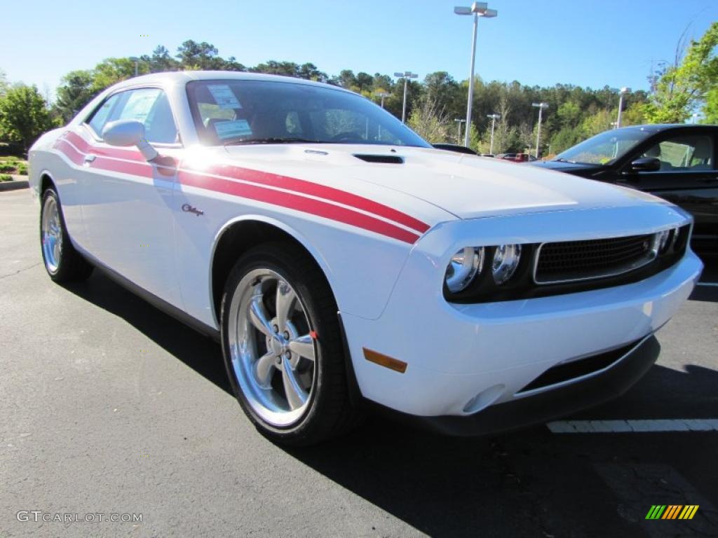 2011 Challenger R/T Classic - Bright White / Dark Slate Gray photo #4