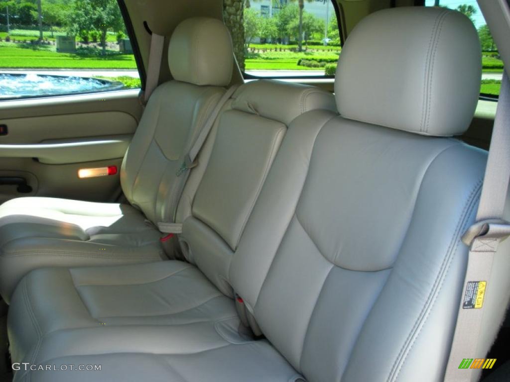 2003 Chevrolet Tahoe LS 4x4 interior Photos
