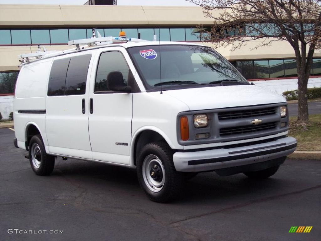 2000 Chevrolet Express G2500 Commercial Exterior Photos