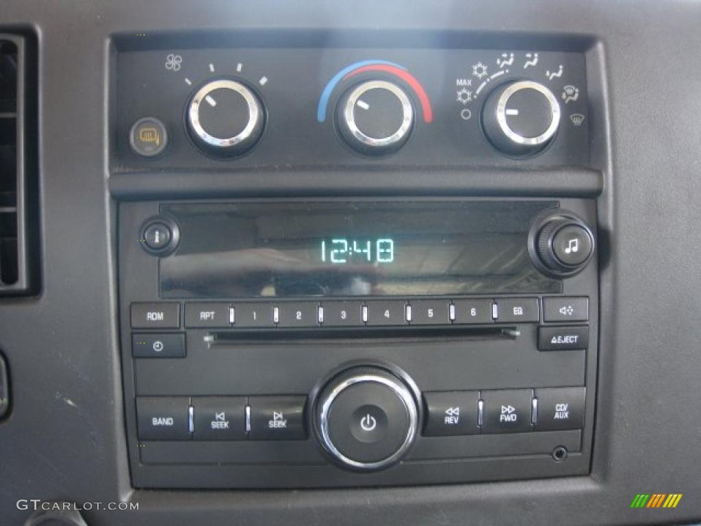 2008 Express 2500 Cargo Van - Summit White / Medium Pewter photo #10