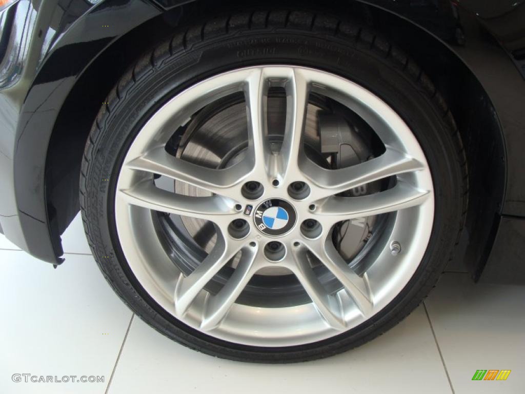 2011 BMW 1 Series 135i Coupe Wheel Photo #47682193