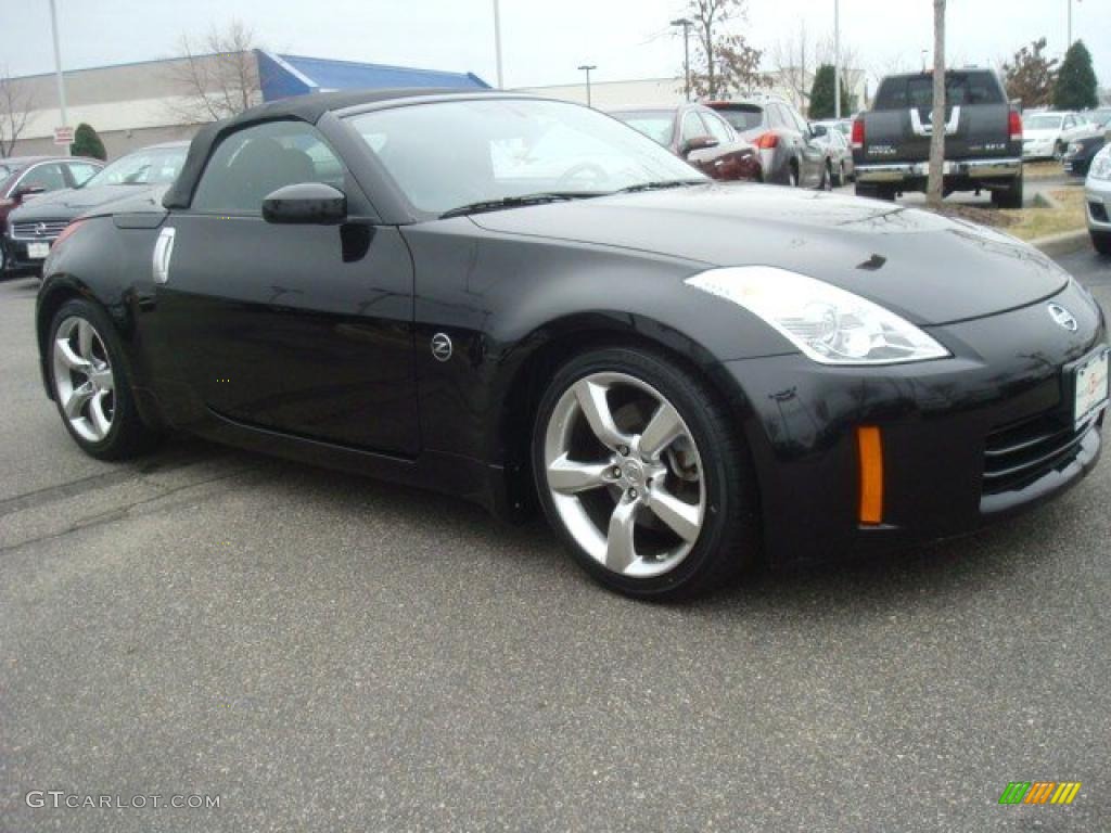 2007 350Z Touring Roadster - Magnetic Black Pearl / Charcoal photo #24