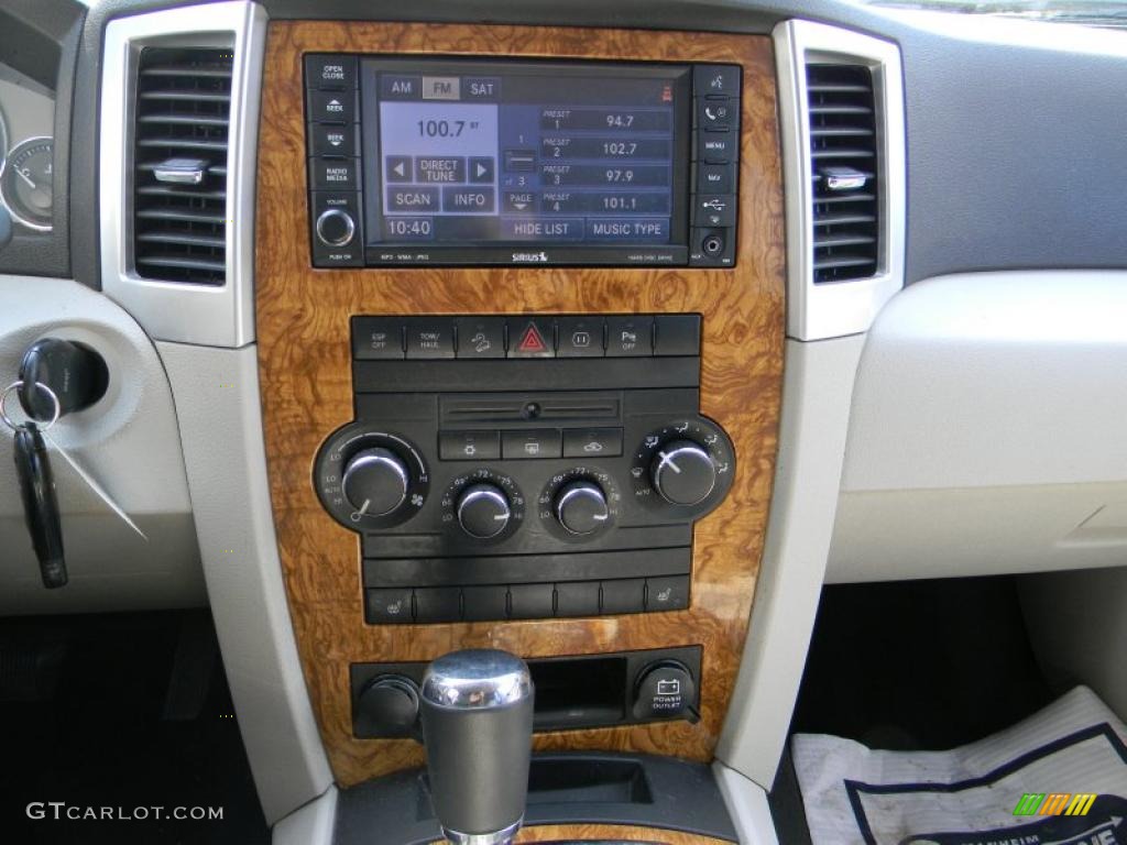 2008 Grand Cherokee Limited 4x4 - Mineral Gray Metallic / Dark Slate Gray/Light Graystone photo #18