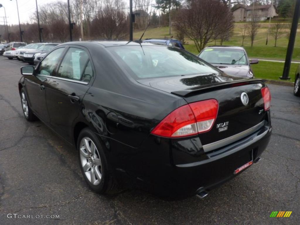 2010 Milan V6 Premier - Tuxedo Black Metallic / Dark Charcoal photo #2