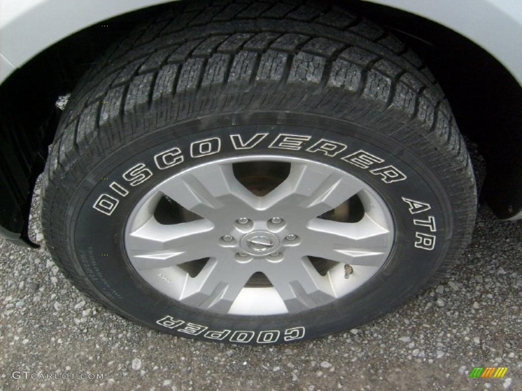 2007 Nissan Pathfinder LE 4x4 Wheel Photos