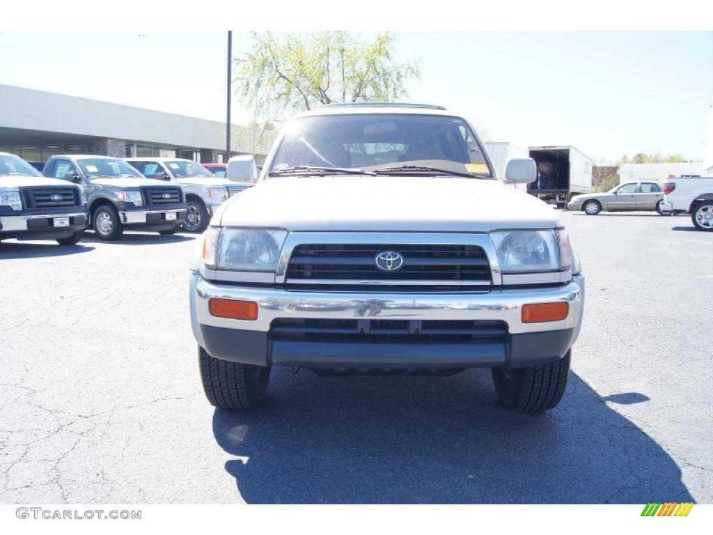 1998 4Runner Limited - White / Oak photo #7