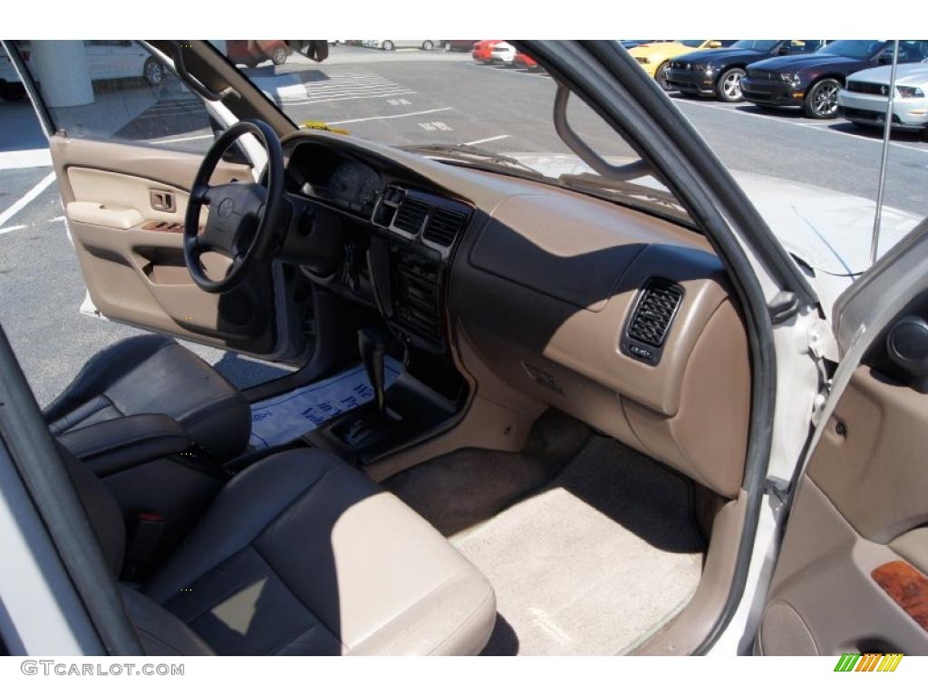 1998 4Runner Limited - White / Oak photo #16