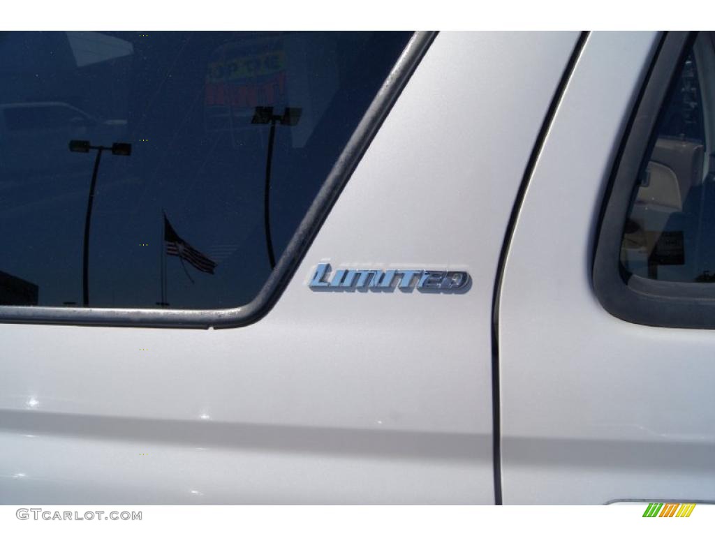 1998 Toyota 4Runner Limited Marks and Logos Photo #47687950