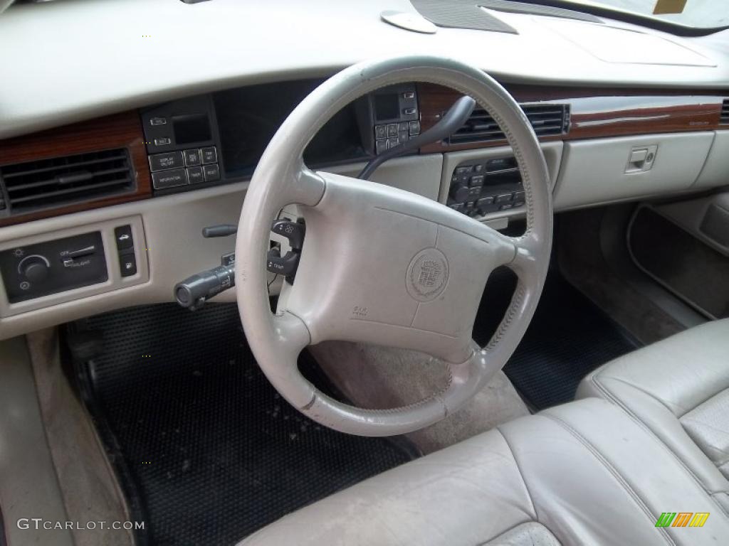 1996 Cadillac DeVille Sedan Neutral Shale Steering Wheel Photo #47689422
