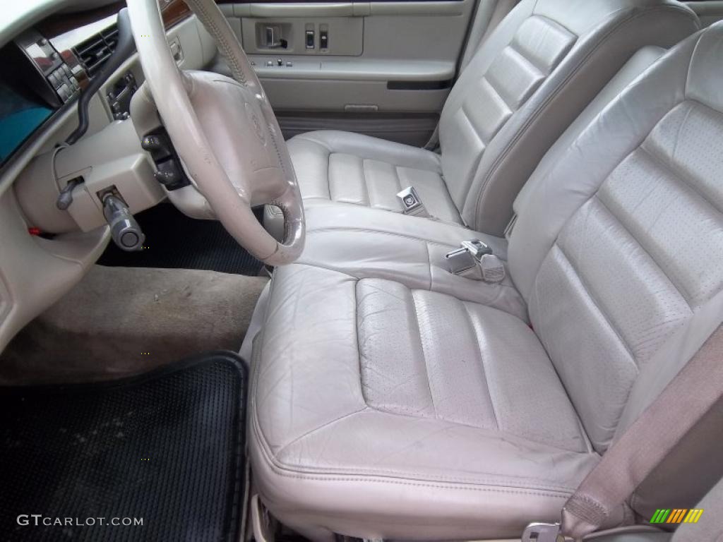Neutral Shale Interior 1996 Cadillac DeVille Sedan Photo #47689443