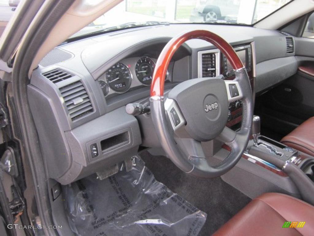 Saddle Brown/Dark Slate Gray Interior 2008 Jeep Grand Cherokee Overland 4x4 Photo #47690886
