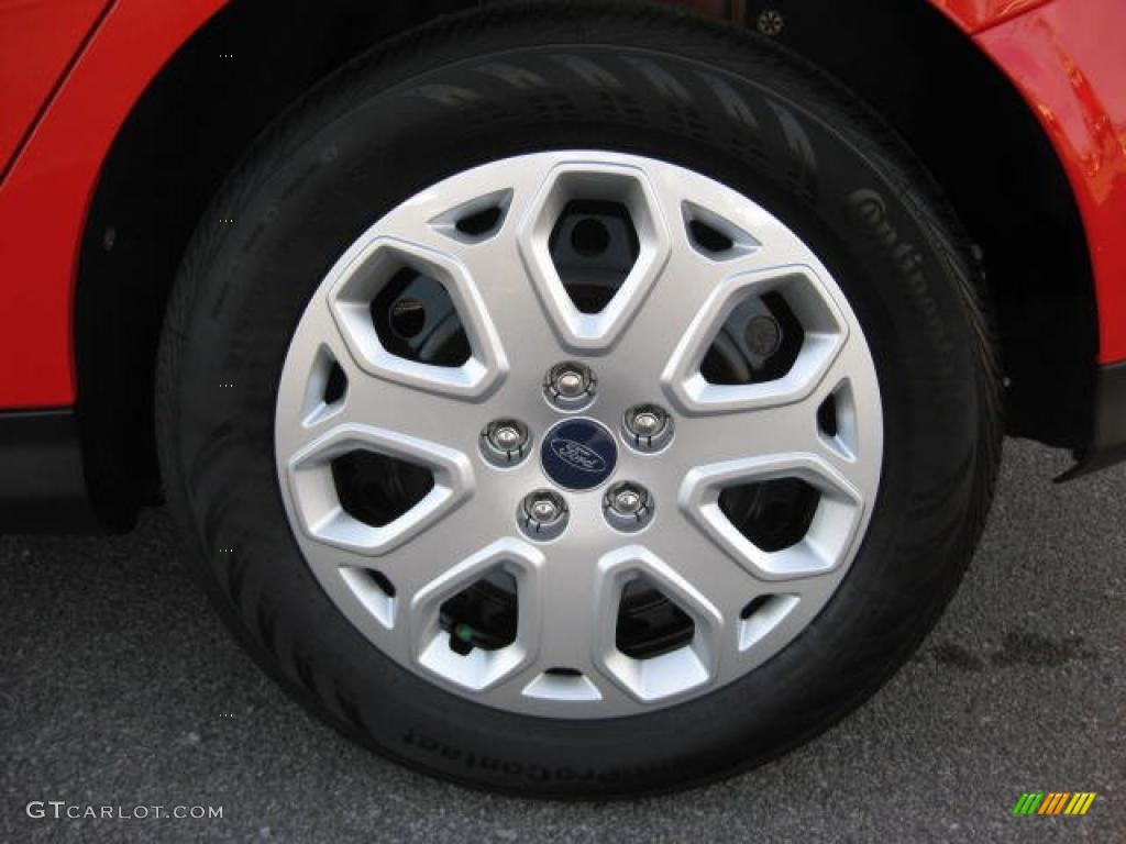 2012 Ford Focus SE 5-Door Wheel Photo #47691087