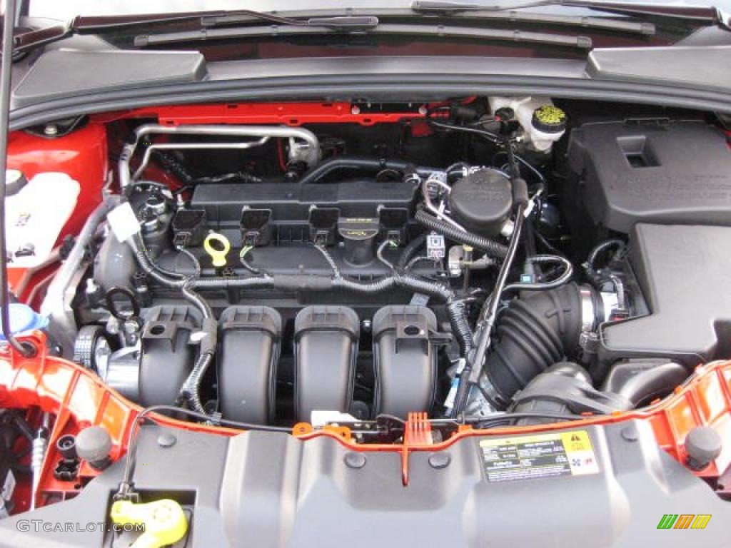 2012 Ford Focus SE 5-Door 2.0 Liter GDI DOHC 16-Valve Ti-VCT 4 Cylinder Engine Photo #47691102