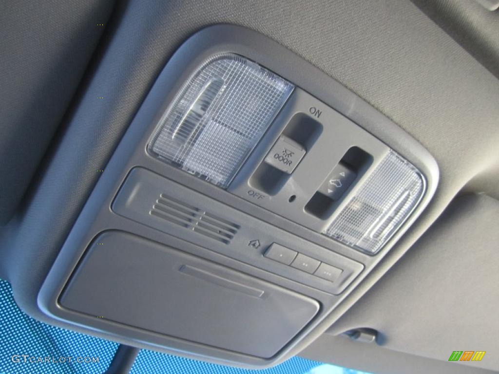 2010 Honda Pilot EX-L 4WD Controls Photo #47691111