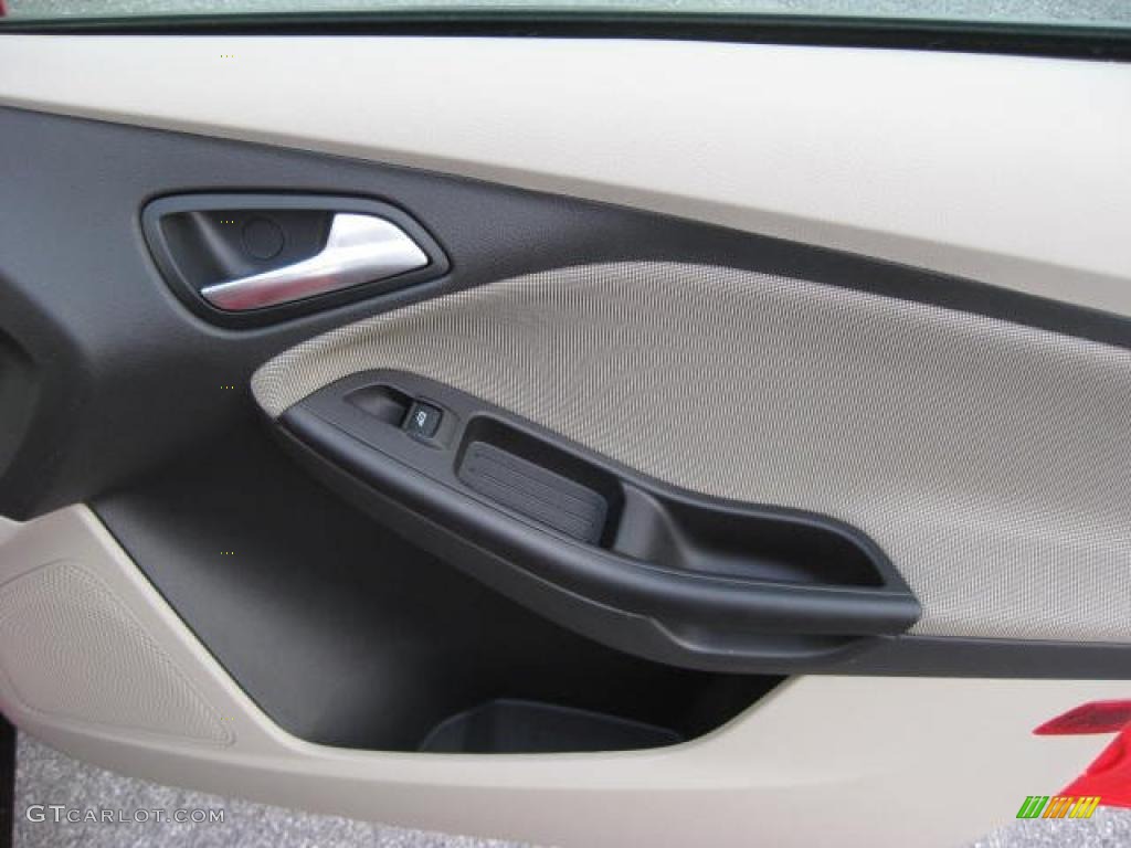 2012 Ford Focus SE 5-Door Stone Door Panel Photo #47691300