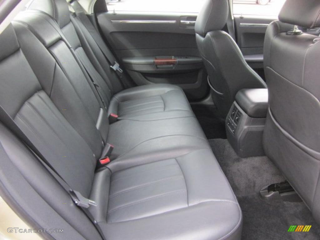 Dark Slate Gray Interior 2010 Chrysler 300 C HEMI AWD Photo #47691434