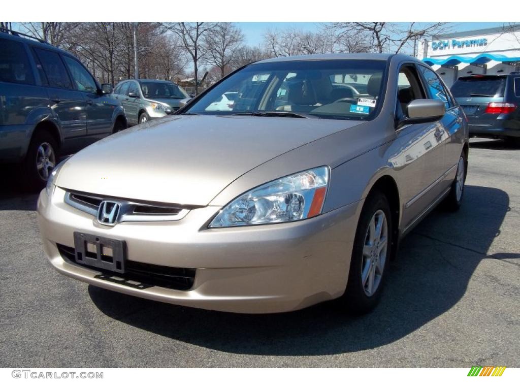 2004 Accord EX V6 Sedan - Desert Mist Metallic / Ivory photo #4