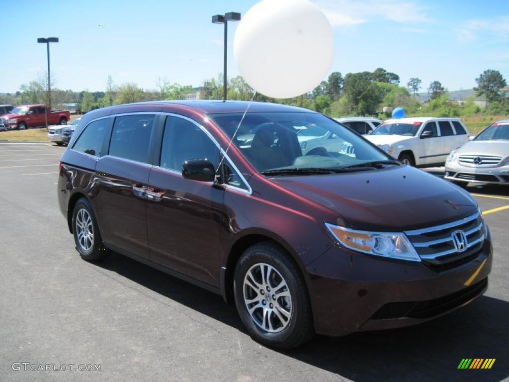 Dark Cherry Pearl 2011 Honda Odyssey EX-L Exterior Photo #47694054