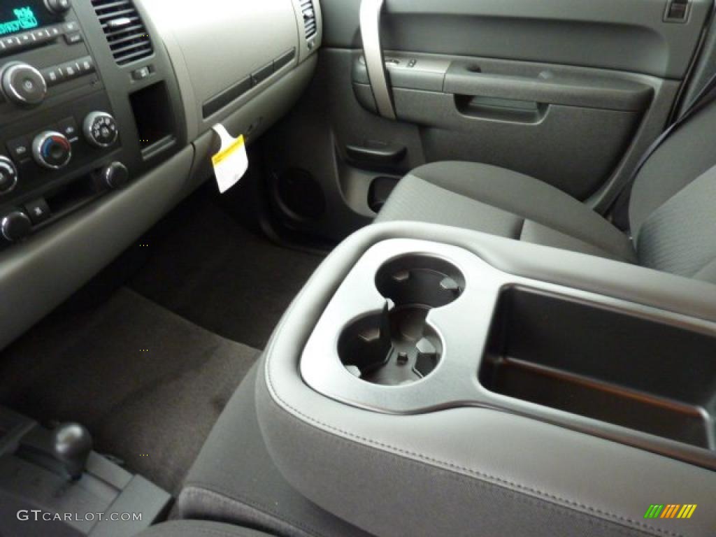 2011 Silverado 1500 LS Extended Cab 4x4 - Sheer Silver Metallic / Dark Titanium photo #18