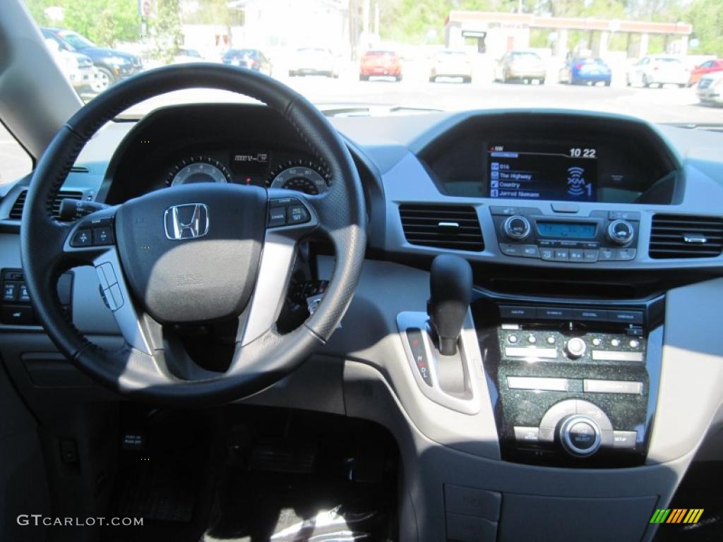 2011 Honda Odyssey EX-L Gray Dashboard Photo #47696445
