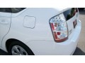 Super White - Prius Hybrid Photo No. 14