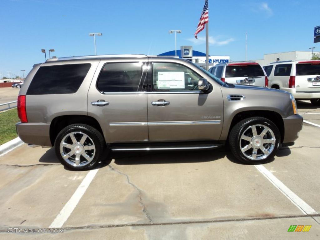 Mocha Steel Metallic 2011 Cadillac Escalade Luxury AWD Exterior Photo #47697081