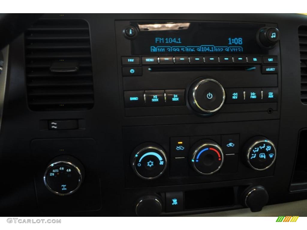 2009 Silverado 1500 LT Extended Cab 4x4 - Victory Red / Light Cashmere photo #6