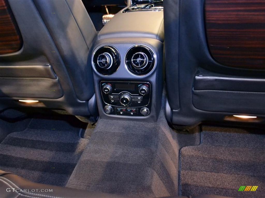 2011 Jaguar XJ XJL Supersport Controls Photo #47703407