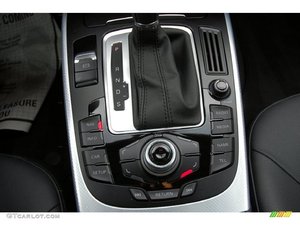 2010 Audi A4 2.0T quattro Avant Controls Photo #47705974