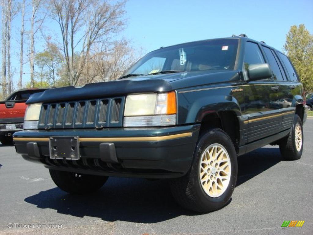 1994 Grand Cherokee Limited 4x4 - Everglade Green Pearl / Taupe photo #1
