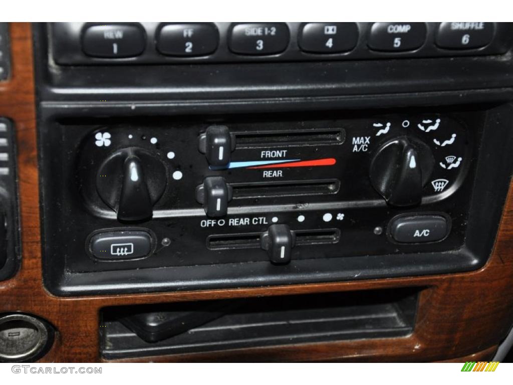 2003 Ford Windstar SEL Controls Photo #47708924