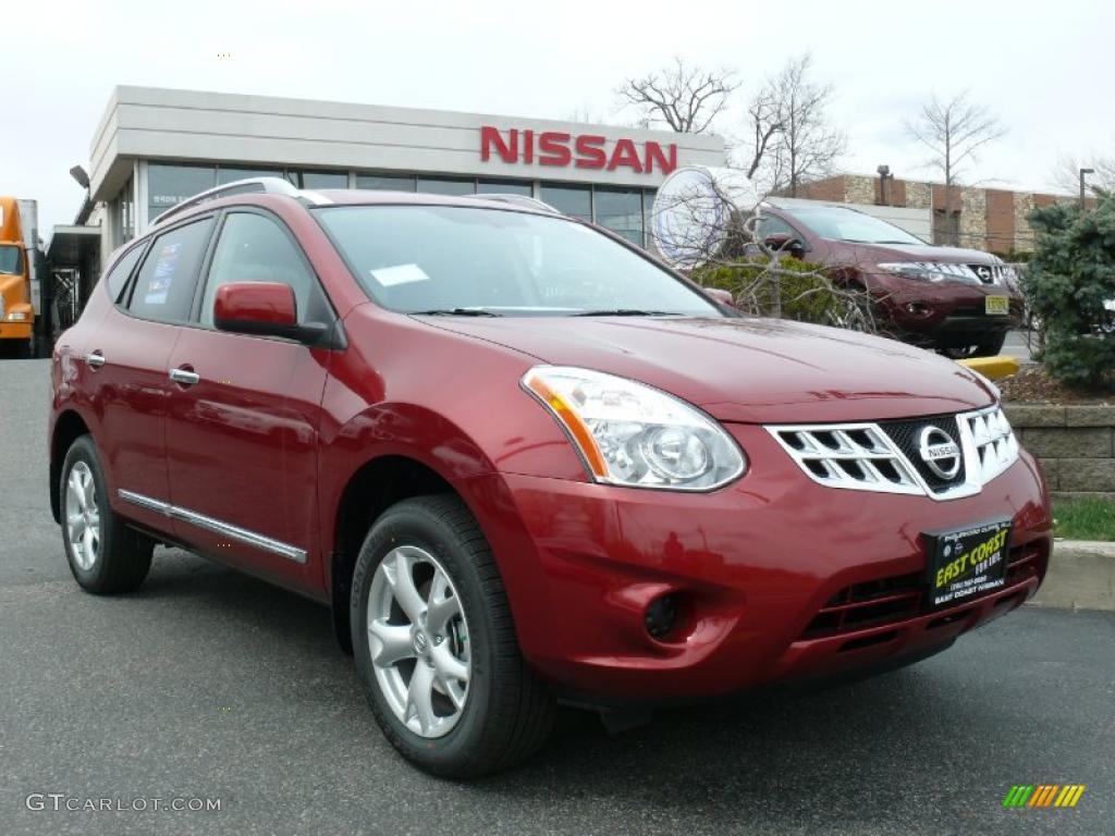 2011 Rogue SV AWD - Cayenne Red / Gray photo #1