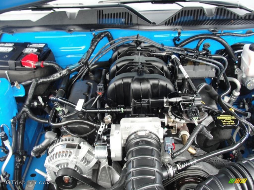 2010 Mustang V6 Premium Coupe - Grabber Blue / Charcoal Black photo #23