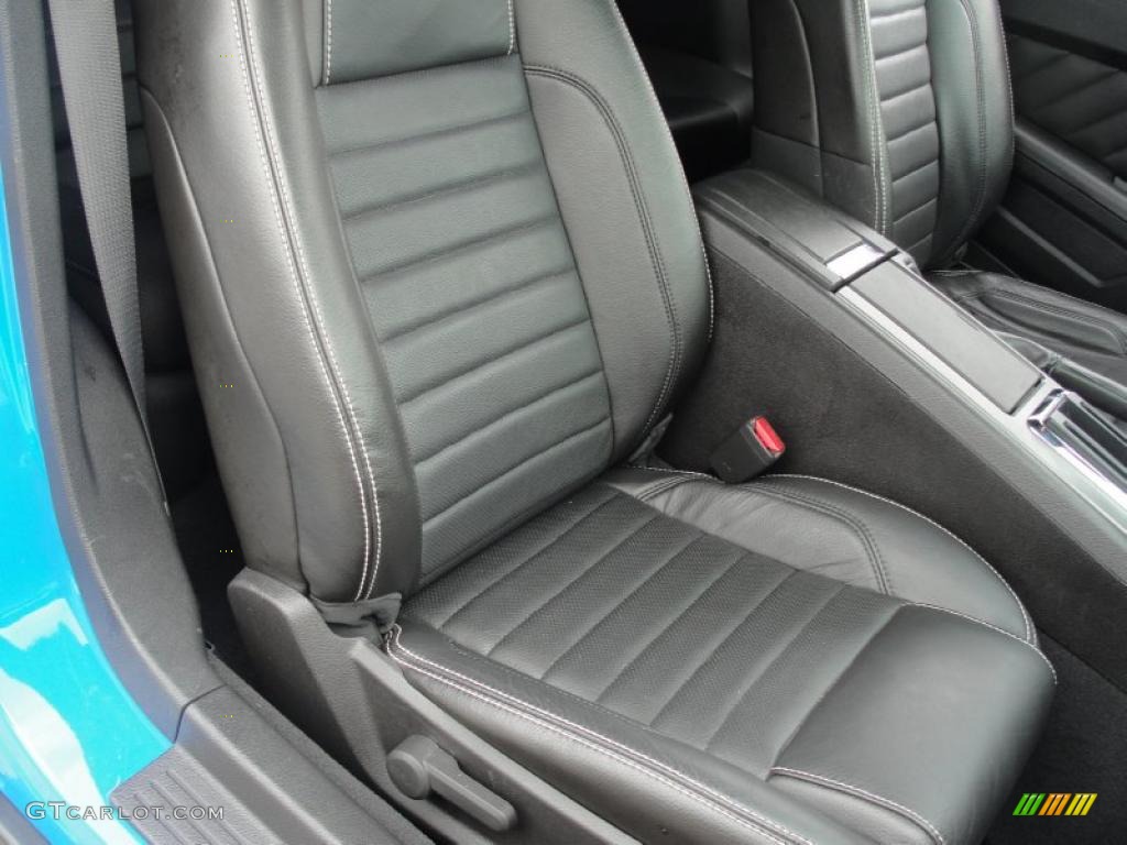 2010 Mustang V6 Premium Coupe - Grabber Blue / Charcoal Black photo #26
