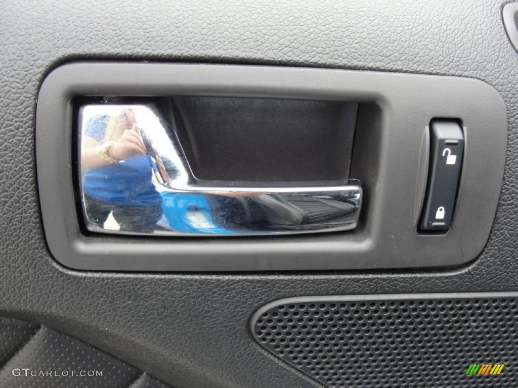 2010 Mustang V6 Premium Coupe - Grabber Blue / Charcoal Black photo #30