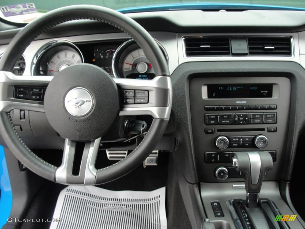 2010 Mustang V6 Premium Coupe - Grabber Blue / Charcoal Black photo #35