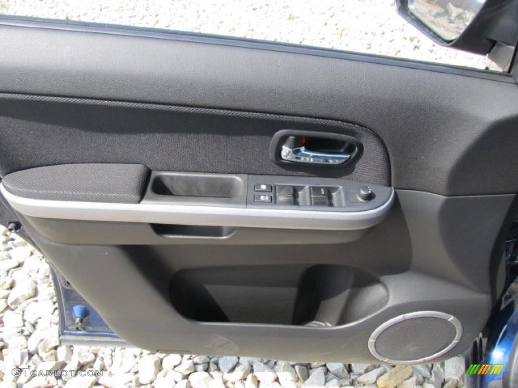 2011 Suzuki Grand Vitara Premium 4x4 Black Door Panel Photo #47712318