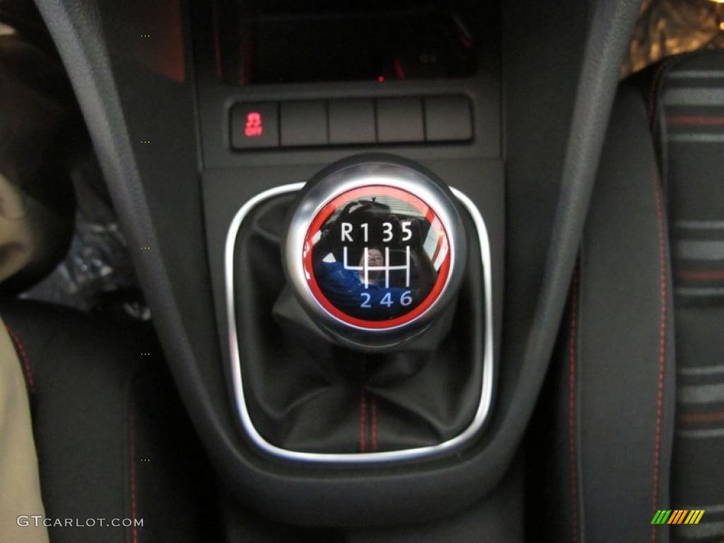 2011 Volkswagen GTI 2 Door 6 Speed Manual Transmission Photo #47712684