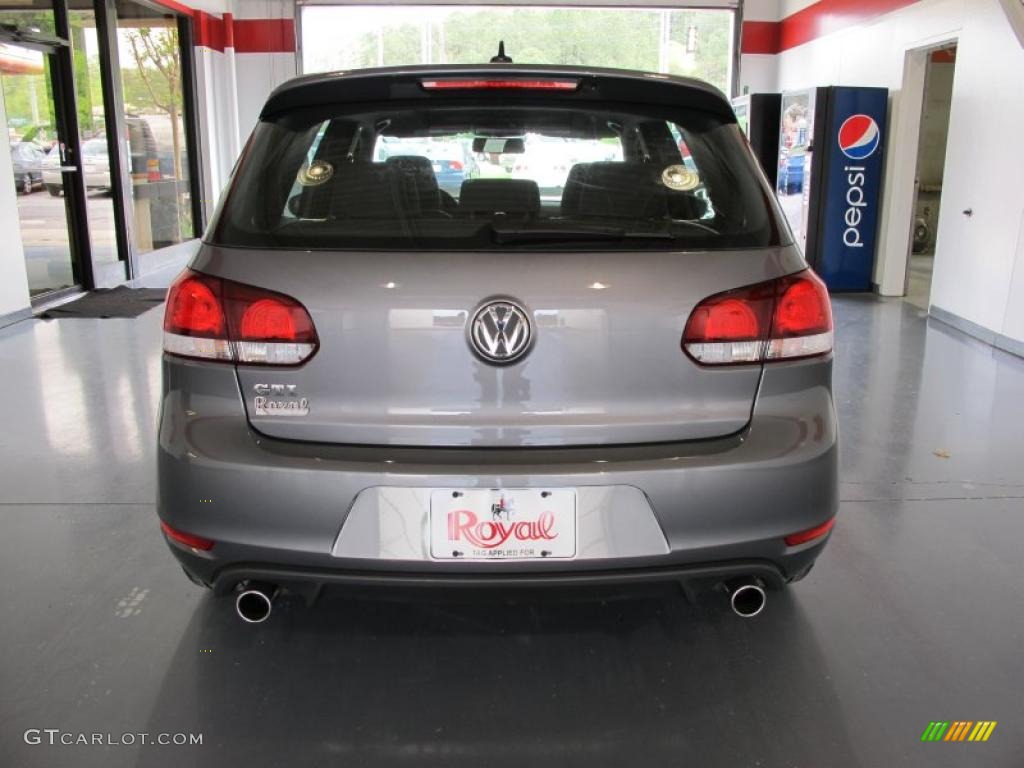 2011 GTI 4 Door - United Gray Metallic / Interlagos Plaid Cloth photo #3