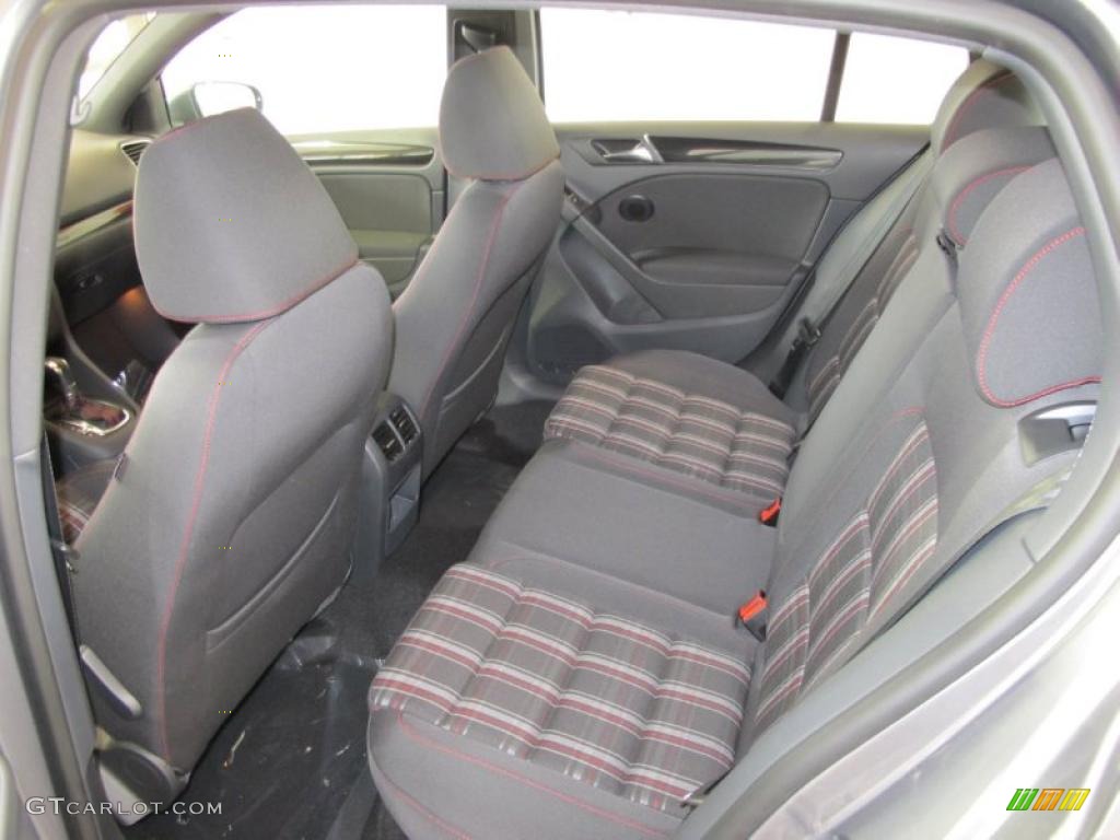 2011 GTI 4 Door - United Gray Metallic / Interlagos Plaid Cloth photo #11