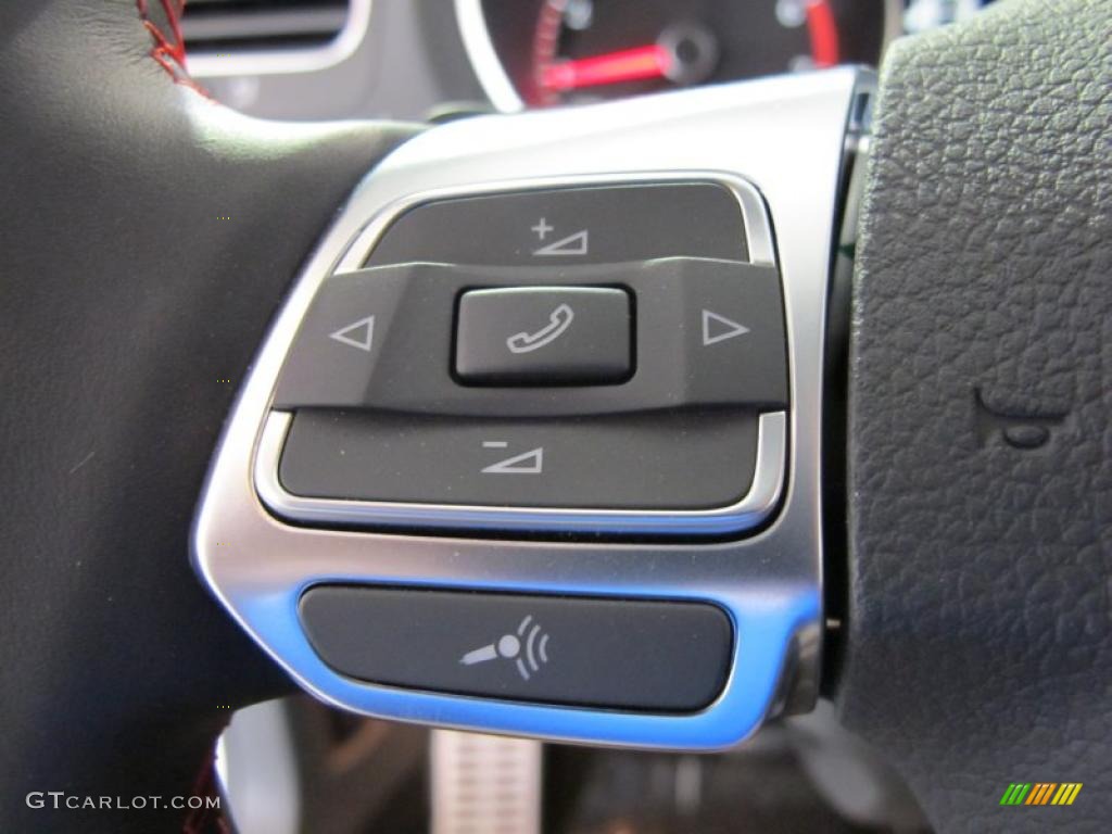2011 Volkswagen GTI 4 Door Controls Photo #47713332