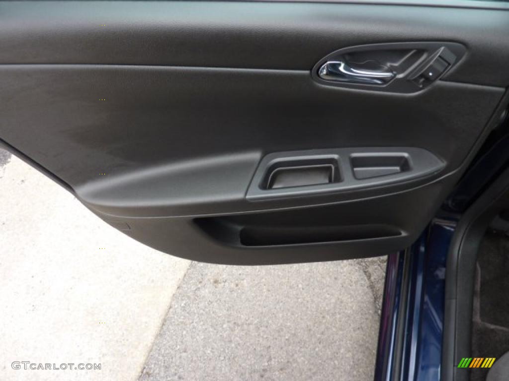 2011 Impala LT - Imperial Blue Metallic / Ebony photo #16