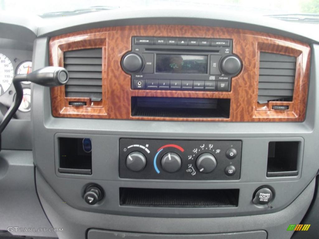 2006 Ram 1500 SLT Lone Star Edition Quad Cab - Bright Silver Metallic / Medium Slate Gray photo #40