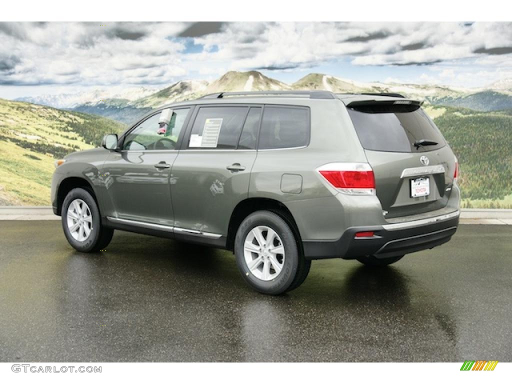 2011 Highlander V6 4WD - Cypress Green Pearl / Ash photo #3