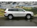 2011 Classic Silver Metallic Toyota Highlander SE 4WD  photo #2